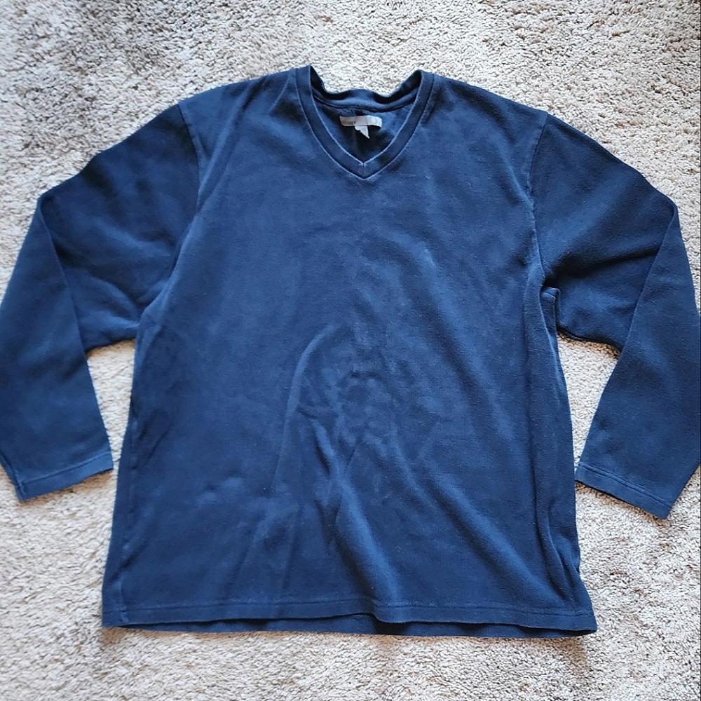 Men's vneck pullover sweater